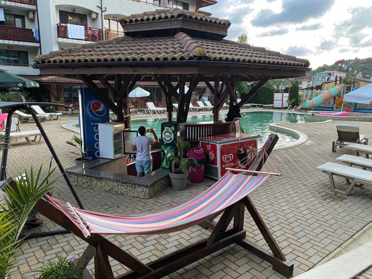 Aparthotel Mm Complex Primorsko Esterno foto