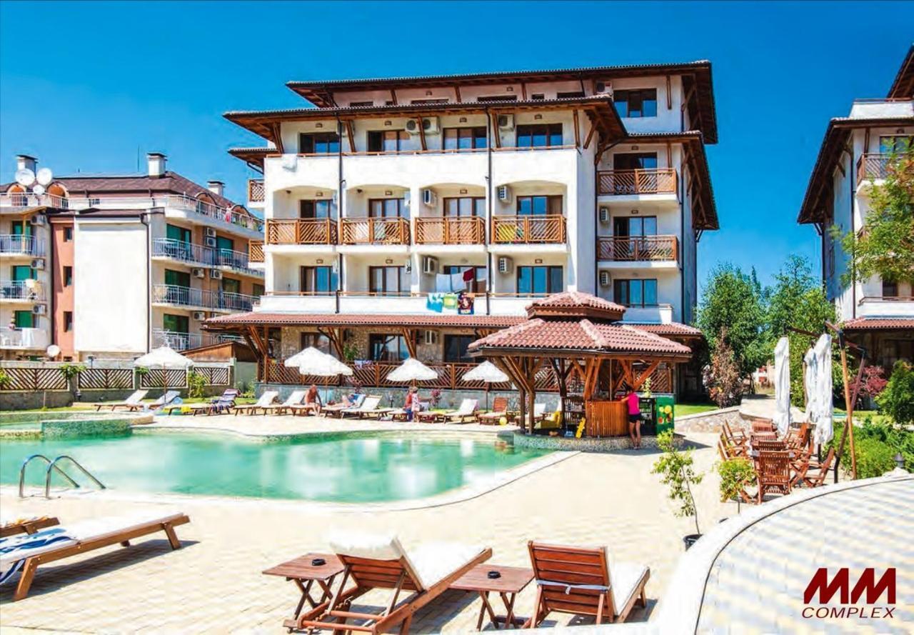 Aparthotel Mm Complex Primorsko Esterno foto